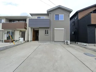 千葉県鴨川市広場【一戸建】の外観