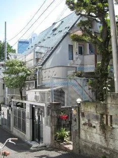 東京都新宿区北新宿1【マンション】の外観