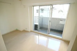 プラウドフラット新宿河田町【4階】の外観