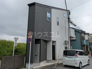 ステージ上青木II【1階】の外観