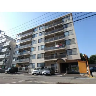 エスター増泉の画像