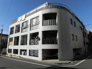 カトルセゾン落合【2階】の外観