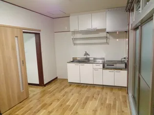 第2オレンジコーポの居間