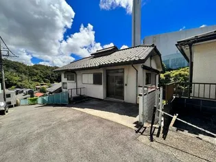神奈川県横浜市旭区白根2【一戸建】の外観