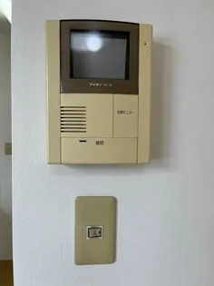 シャーメゾン本郷【2階】の内装