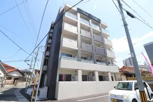 ファイン ヴィラIX【3階】の外観