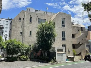 カスティーロ白山【1階】の外観