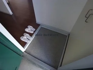 パレーシャル森島【2階】の玄関