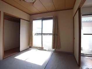 パレーシャル森島【2階】の居間