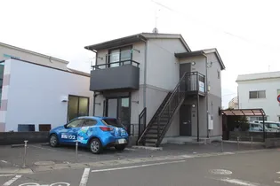 ルール トワール【2階】の外観