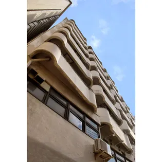 神奈川県横浜市鶴見区鶴見中央1【マンション】の外観