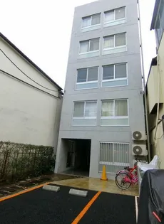 トレスコート大森山王の外観
