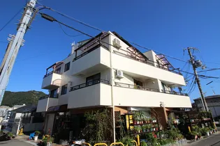 中内ハイツ【3階】の外観