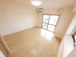 ラミアカーサ ジノーン【3階】の居間