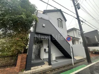 クロノス本牧【1階】の外観