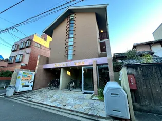 ガーネット御所西【2階】の外観