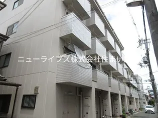 大阪府寝屋川市八坂町【マンション】の外観