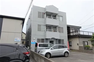 J・ラミーコ【2階】の外観