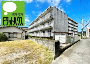 服部ビル B棟【1階】の外観