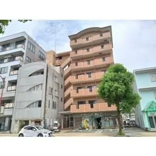 グランドゥール稲川【2階】の外観