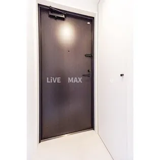 LEGALAND初台【3階】の玄関