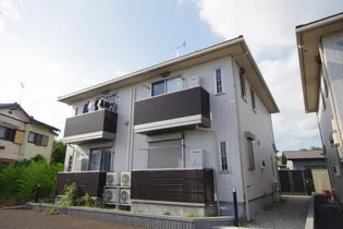 ファミーユ東峰B【2階】の外観