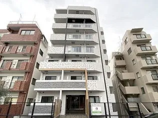 東京都新宿区新宿7【マンション】の外観