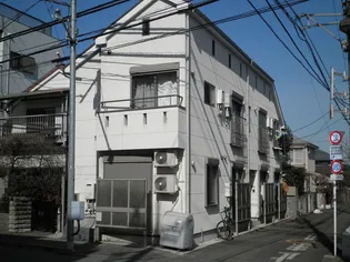 パールフラッツ【2階】の外観