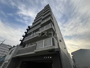 インテルビル【3階】の外観