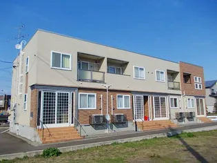 新潟県妙高市学校町【アパート】の外観