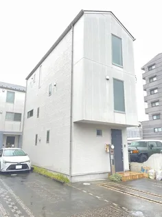 東京都多摩市乞田【一戸建】の外観