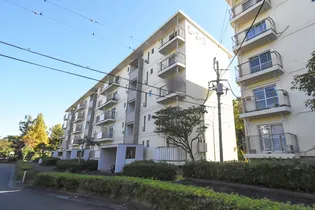 UR多摩ニュータウン貝取【4階】の外観