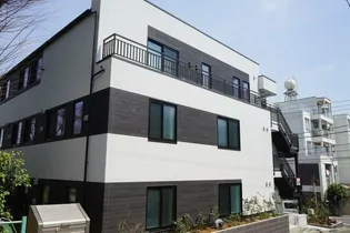 東京都世田谷区下馬4【アパート】の外観