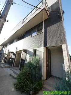 エスポアハイム【2階】の外観