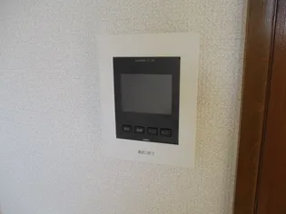 ブルージェント小松島【2階】の内装