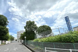 シャトー衆楽【2階】の周辺