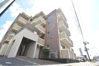 埼玉県熊谷市美土里町3【マンション】の外観