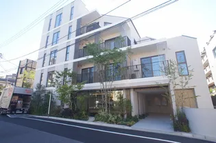 東京都新宿区西早稲田3【マンション】の外観