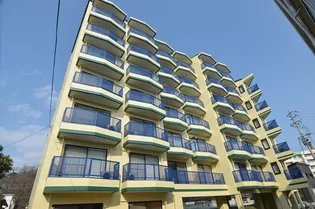 郡中アーバンタイム【3階】の外観