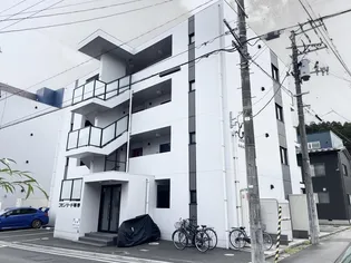 コモンリード華孝【3階】の外観