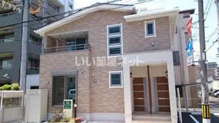 パーチェリーゼ【2階】の外観