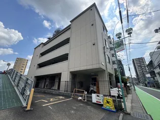 サンリ-フ【1階】の外観