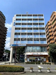 ケイ ティ ファーストの画像