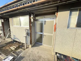 喜志新家町テラスハウス【1階】の外観