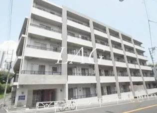 ルクレ初台の外観