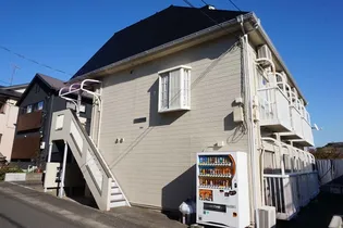 アゼリア五番館【1階】の外観