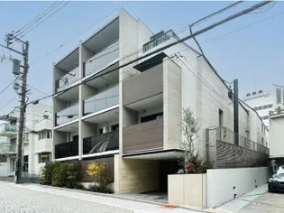 東京都新宿区四谷三栄町【マンション】の外観