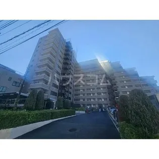ホワイトハウス・シェアルーム本厚木【6階】の外観