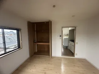 シャトー衆楽【4階】の内装