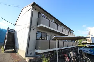 シャトル【2階】の外観